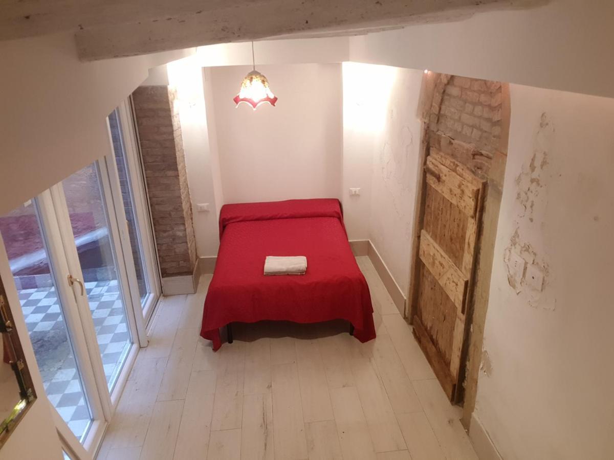The Secret Garden In The Very Heart Of Venice Ngoại thất bức ảnh